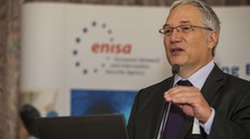 ENISA's Executive Director, Udo Helmbrecht, participates at DE-CIX Customer Summit in Frankfurt