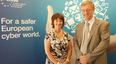 Visit by the EU's Chief Scientific Advisor, Prof. Anne Glover, to ENISA